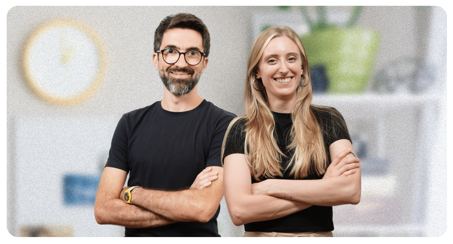 Facundo Arena y Florencia Ortelli presentando el Programa de Autoliderazgo